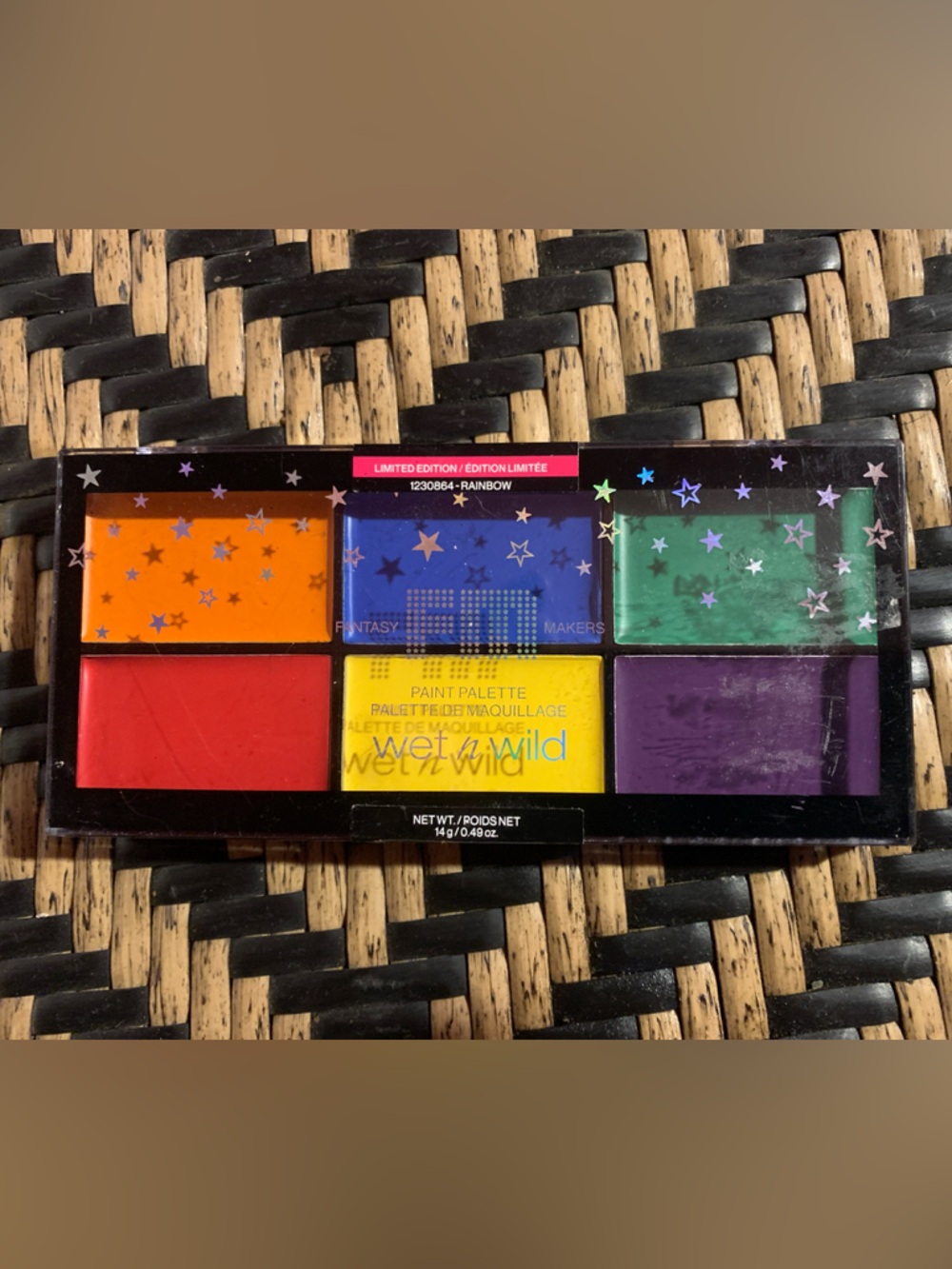 wet n wild Rainbow Paint Palette - Orange, Blue, Green, Red, Yellow, Purple